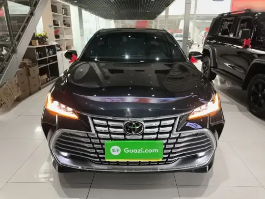 Toyota Avalon 2024 (6600 км)