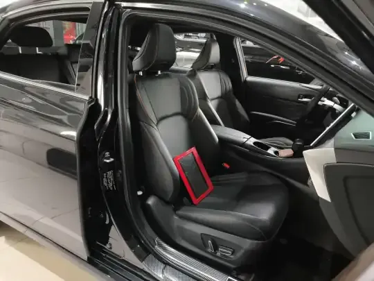 Toyota Avalon 2024 (6600 км)