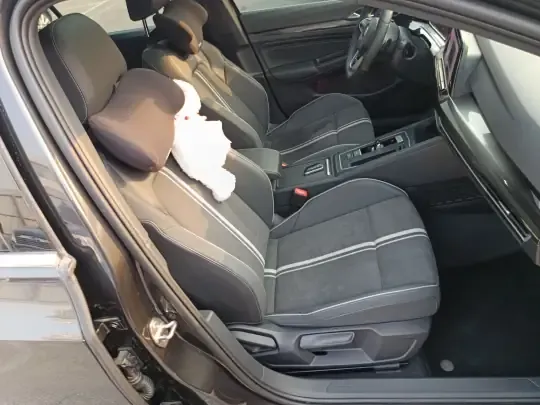 Volkswagen Golf 2024 (10600 км)