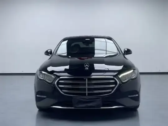 Mercedes-Benz E-Class 2024 (38000 км)