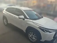 Toyota Corolla Cross 2024 (300 км)