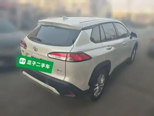 Toyota Corolla Cross 2024 (300 км)