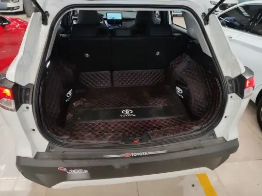 Toyota Corolla Cross 2024 (10900 км)