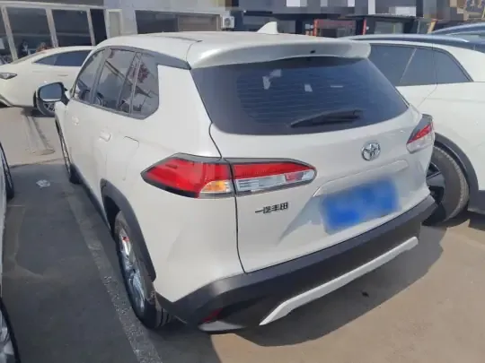 Toyota Corolla Cross 2024 (9700 км)