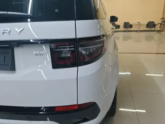 Land Rover Discovery Sport 2025 (16600 км)