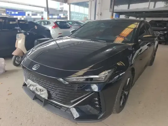 CHANGAN UNI-V 2024 (8400 км)