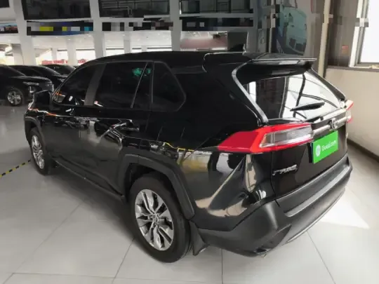Toyota Wildlander 2024 (11500 км)