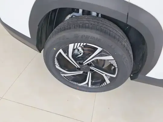 Geely Auto Emgrand X7 Sport 2024 (100 км)