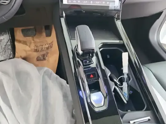 Geely Auto Emgrand X7 Sport 2024 (100 км)
