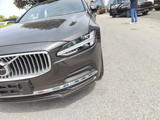 Volvo S90 2025 (2900 км)