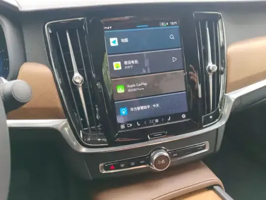 Volvo S90 2025 (8600 км)