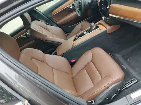 Volvo S90 2025 (8600 км)