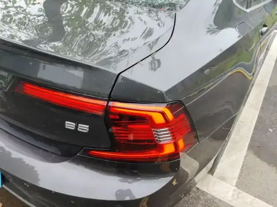 Volvo S90 2025 (8600 км)