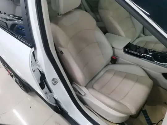 Geely Auto icon 2025 (7100 км)