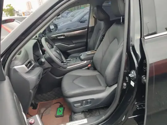 Toyota Highlander 2024 (53000 км)