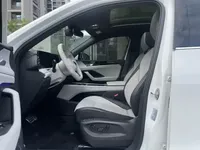 Volkswagen Tiguan L 2024 (8800 км)