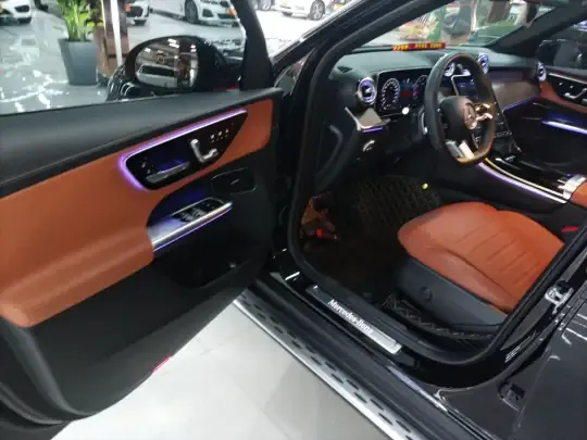 Mercedes-Benz GLC 2024 (13500 км)