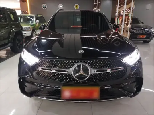 Mercedes-Benz GLC 2024 (13500 км)