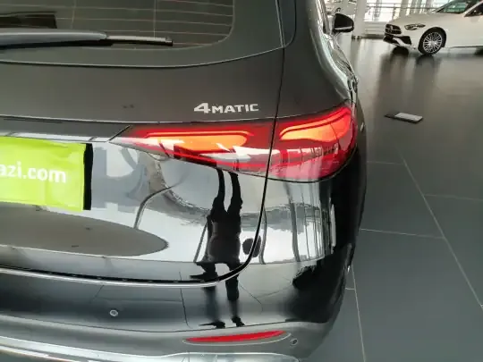 Mercedes-Benz GLC 2024 (13700 км)