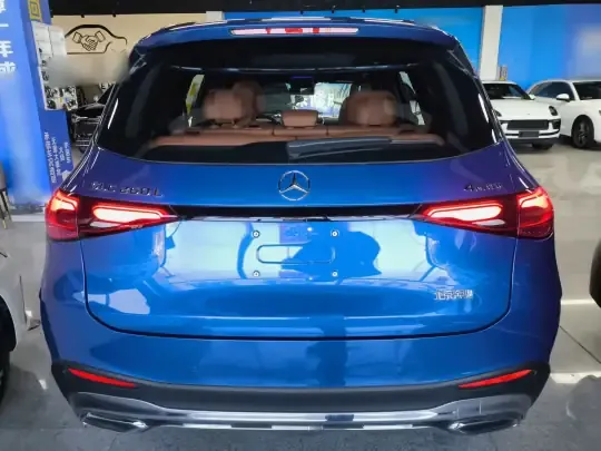 Mercedes-Benz GLC 2024 (100 км)