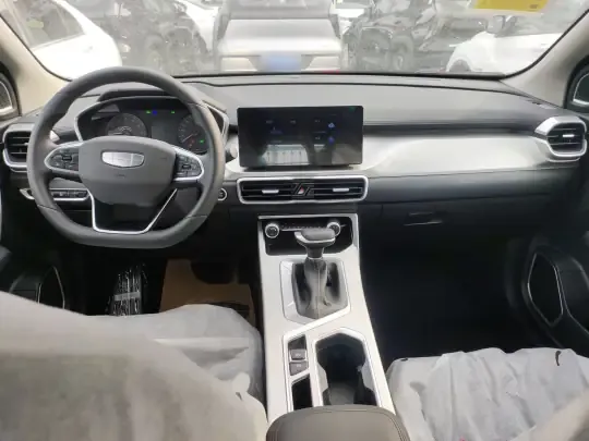 Geely Auto Coolray 2025 (100 км)