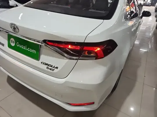 Toyota Corolla 2024 (10200 км)