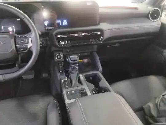 Toyota Prado 2024 (24100 км)