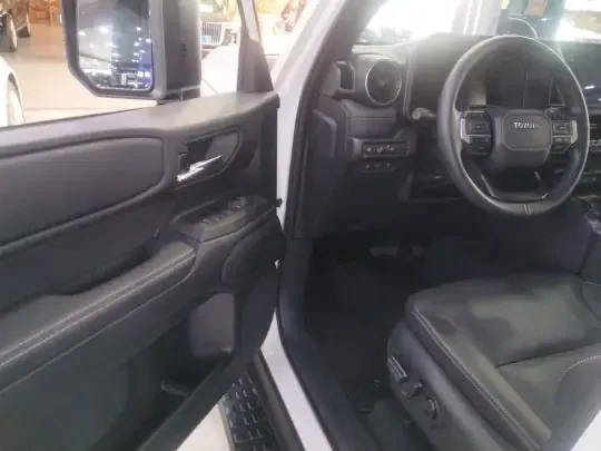 Toyota Prado 2024 (24100 км)