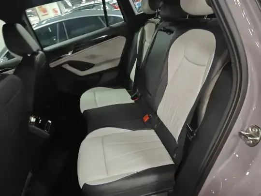 Volkswagen Tiguan L 2024 (2200 км)