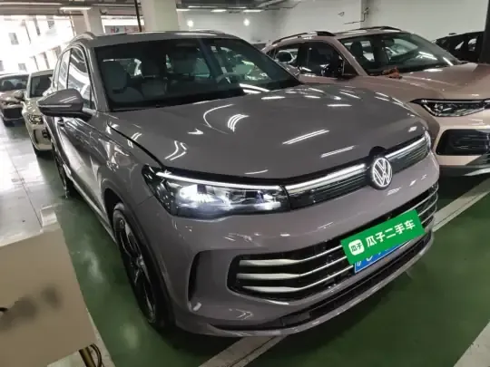 Volkswagen Tiguan L 2024 (2200 км)