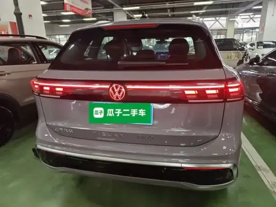 Volkswagen Tiguan L 2024 (2200 км)