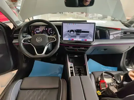 Volkswagen Magotan 2024 (18000 км)