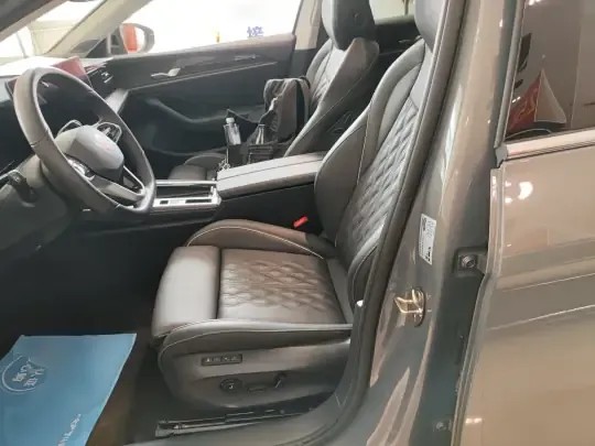 Volkswagen Magotan 2024 (18000 км)