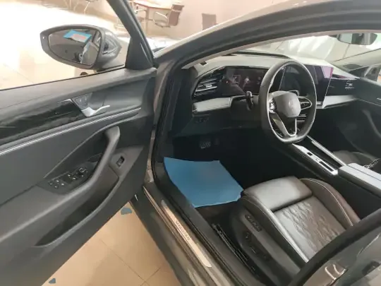 Volkswagen Magotan 2024 (18000 км)