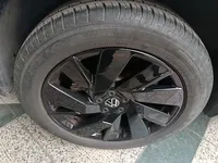 Volkswagen Tharu 2025 (14800 км)