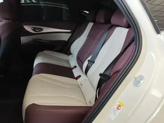BYD Seal 07 DM-i 2025 (6200 км)