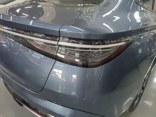 BYD Seal 07 DM-i 2025 (100 км)