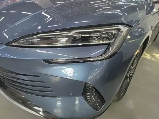 BYD Seal 07 DM-i 2025 (100 км)