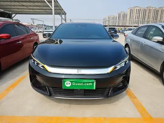 BYD Han 2025 (13500 км)