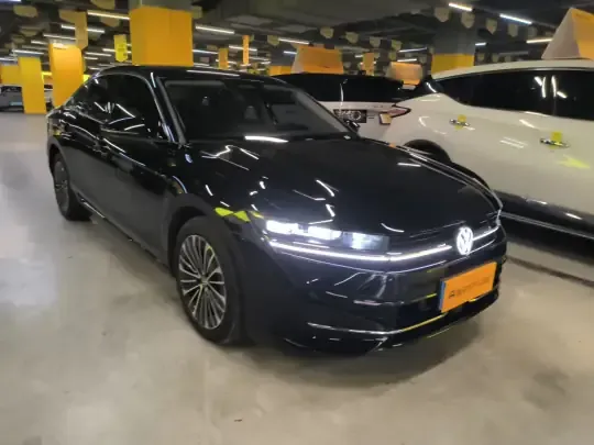 Volkswagen Magotan 2024 (12000 км)