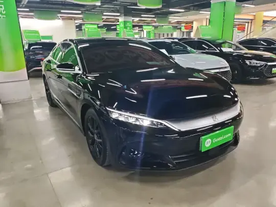 BYD Han 2025 (12200 км)