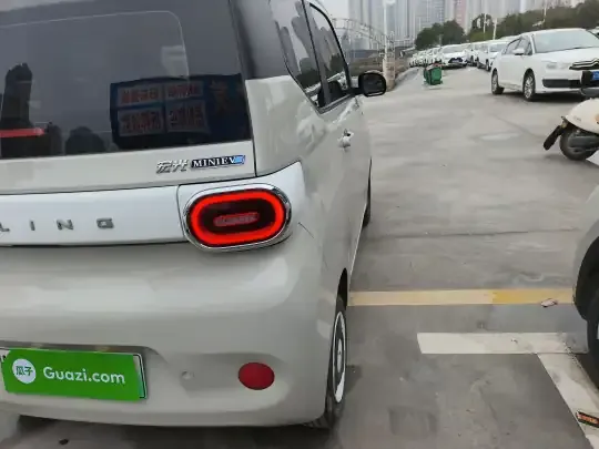 Wuling Hongguang MINIEV 2024 (5900 км)