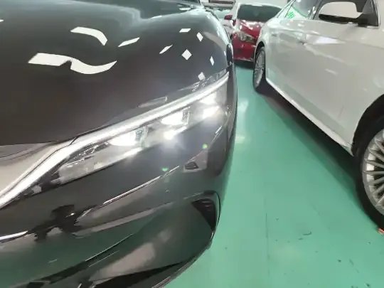BYD Han 2025 (25099 км)