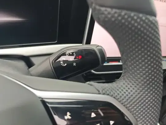 Volkswagen Passat 2025 (2400 км)