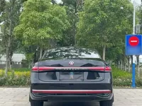 Volkswagen Passat 2025 (15200 км)