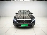 Volkswagen Passat 2025 (10500 км)