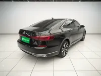 Volkswagen Passat 2025 (10500 км)