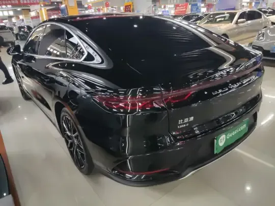 BYD Han 2025 (15000 км)
