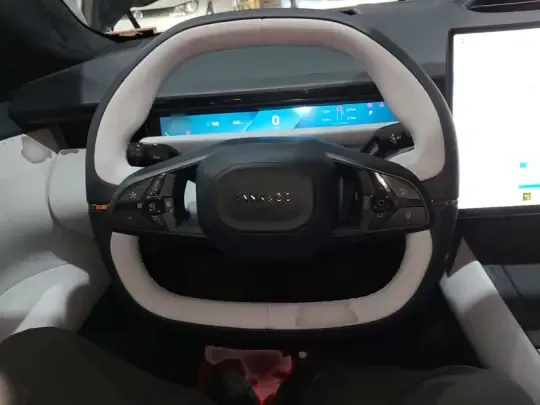 Lynk & Co Z10 2025 (500 км)