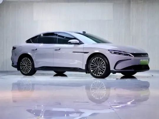 BYD Han 2025 (12400 км)